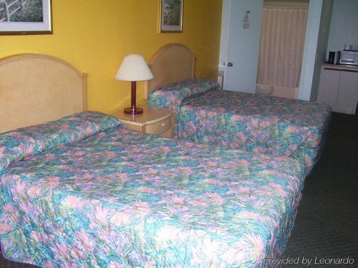Atlantic Inn Indian Harbour Beach Стая снимка
