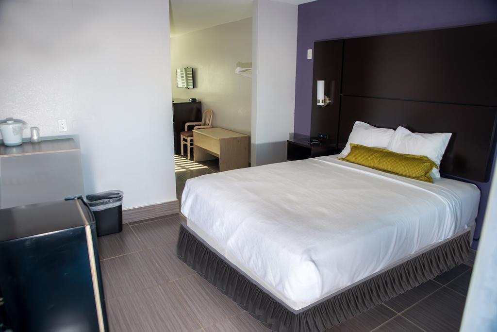 Atlantic Inn Indian Harbour Beach Екстериор снимка